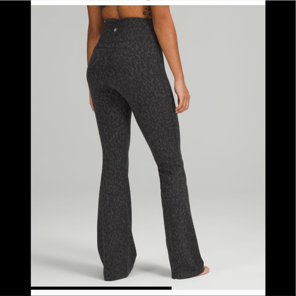 Lululemon Groove Super High Rise Flare Pant Nulu NWT - Picture 3 of 16